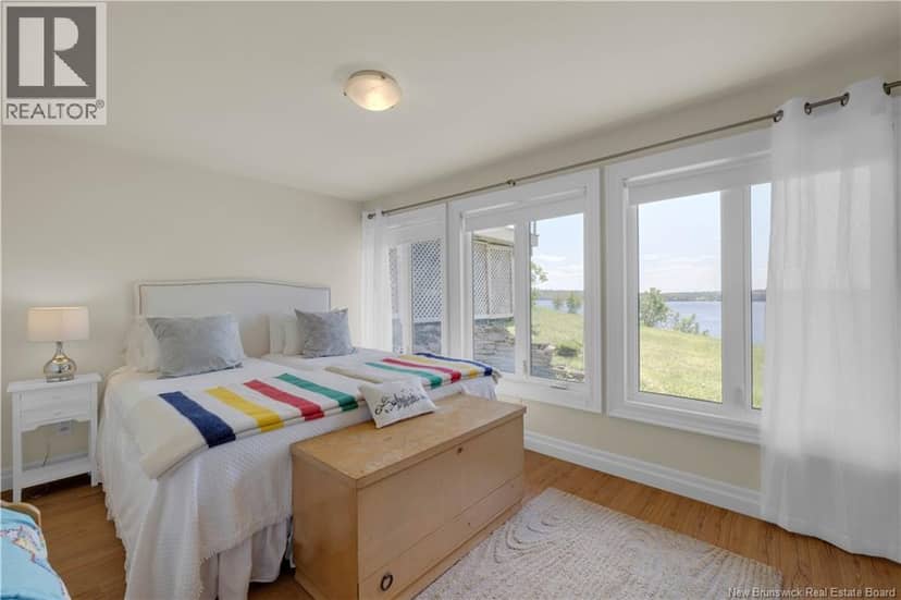 158 Hills Point Road — photo 31 of 40
