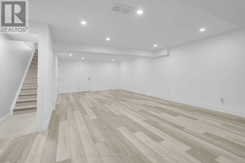 12 - 800 Commissioners Road W — photo 26 of 40