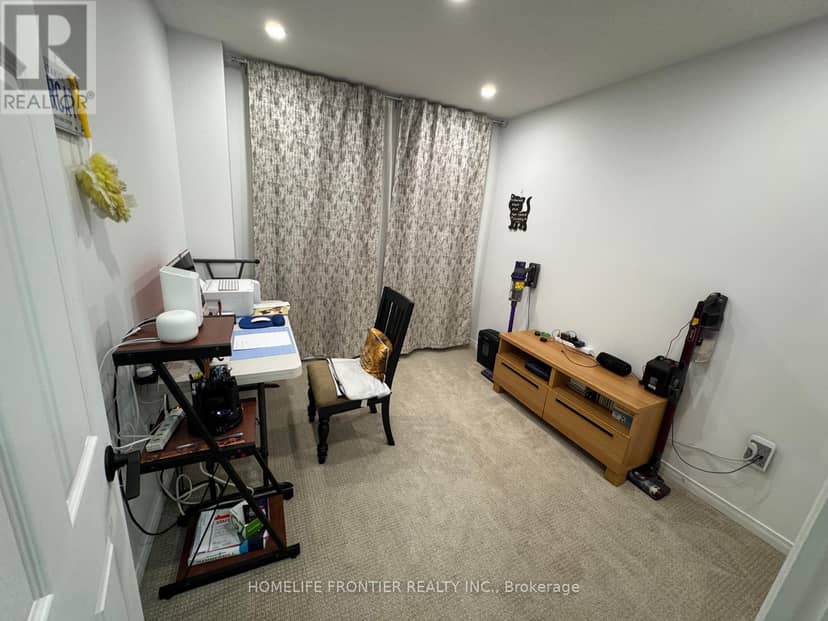 14 Barr Crescent — photo 16 of 18