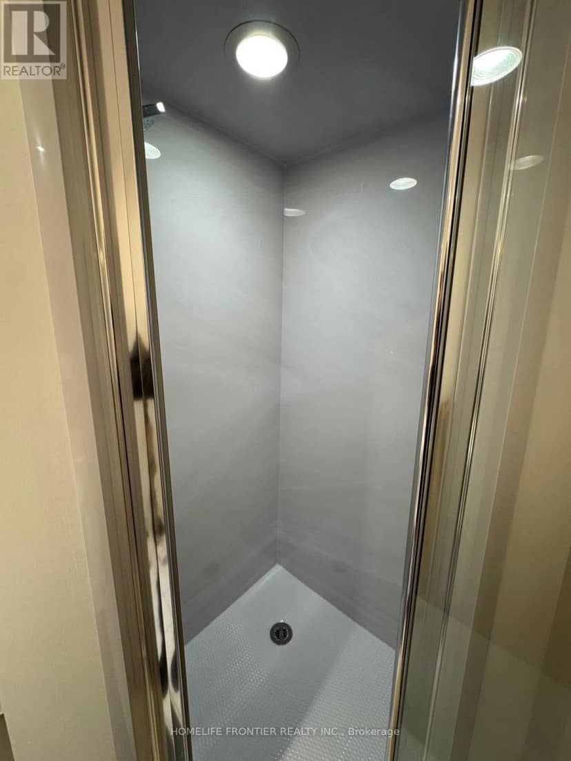 14 Barr Crescent — photo 17 of 18