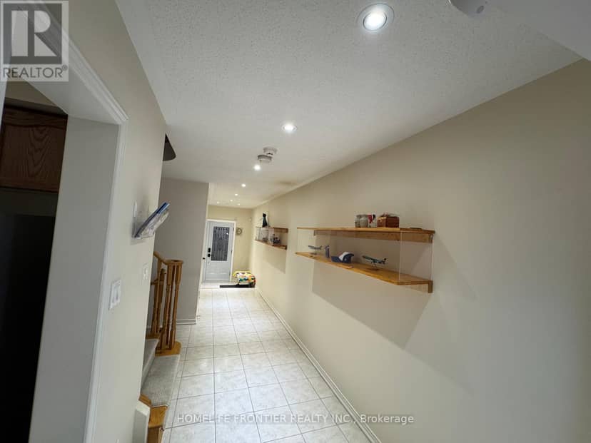 14 Barr Crescent — photo 4 of 18
