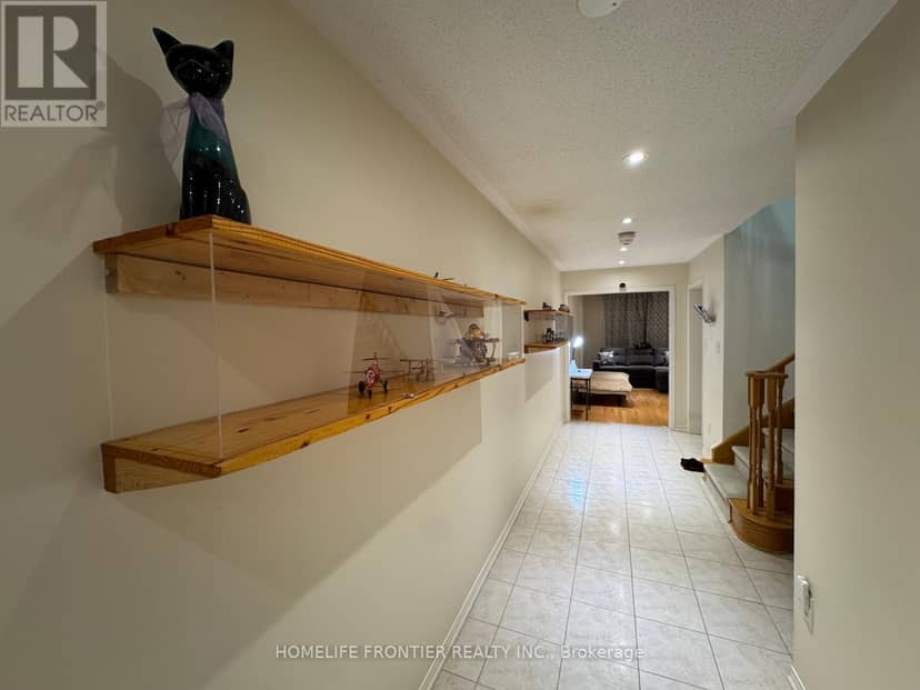 14 Barr Crescent — photo 6 of 18