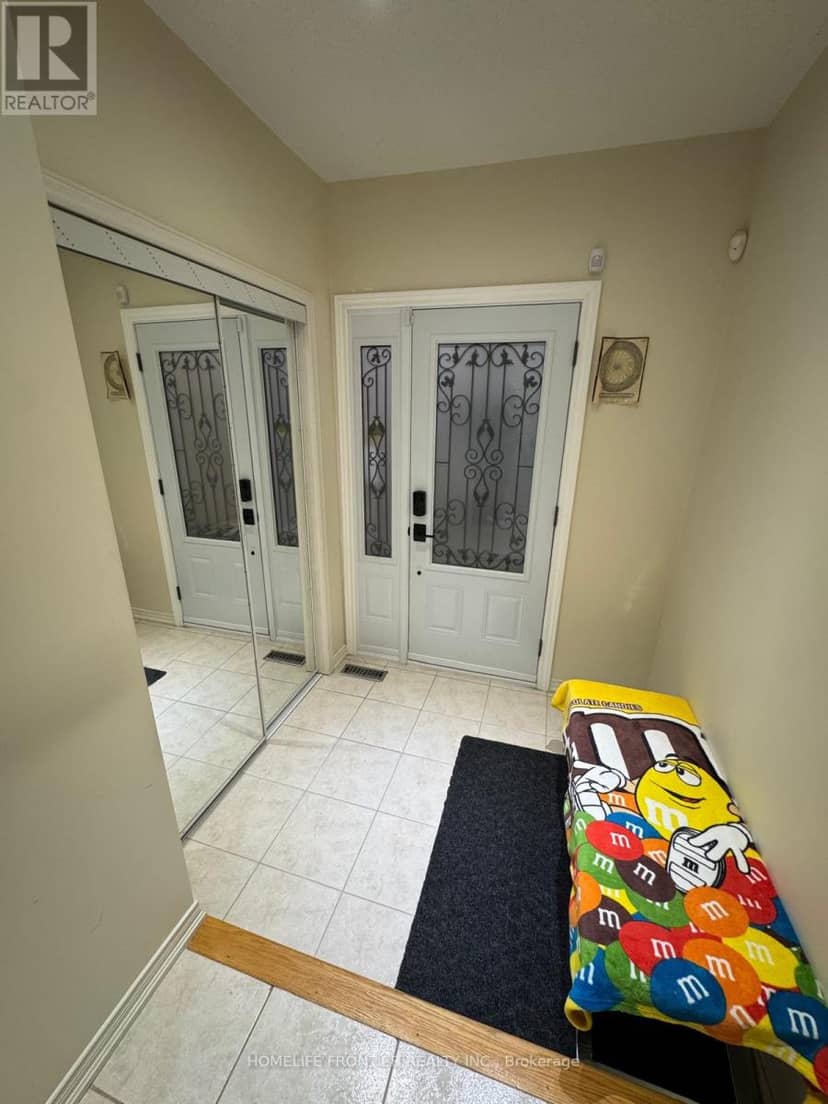 14 Barr Crescent — photo 9 of 18