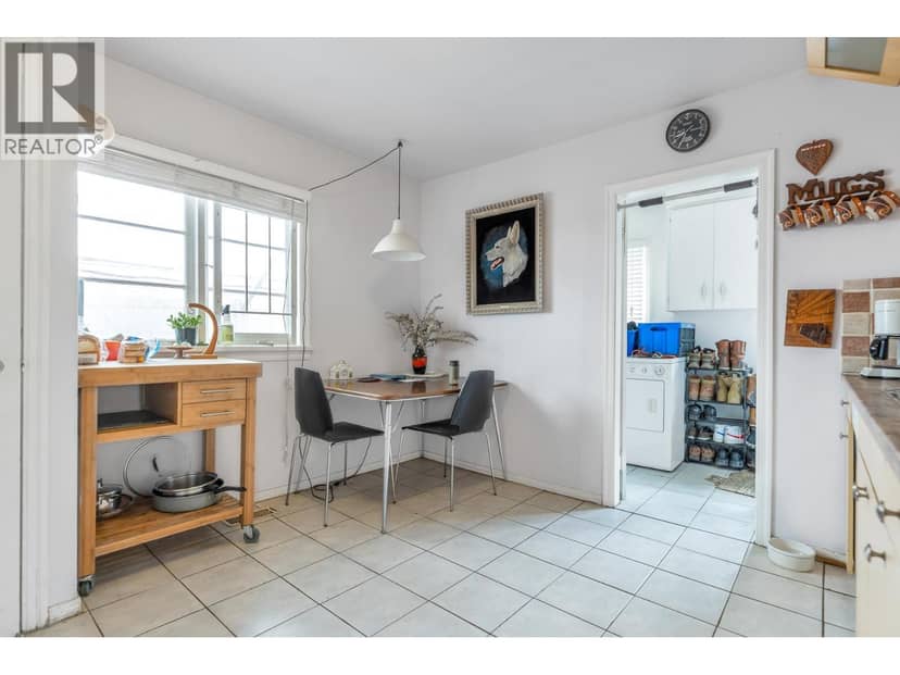 5050 MAIN STREET, Vancouver, photo 7