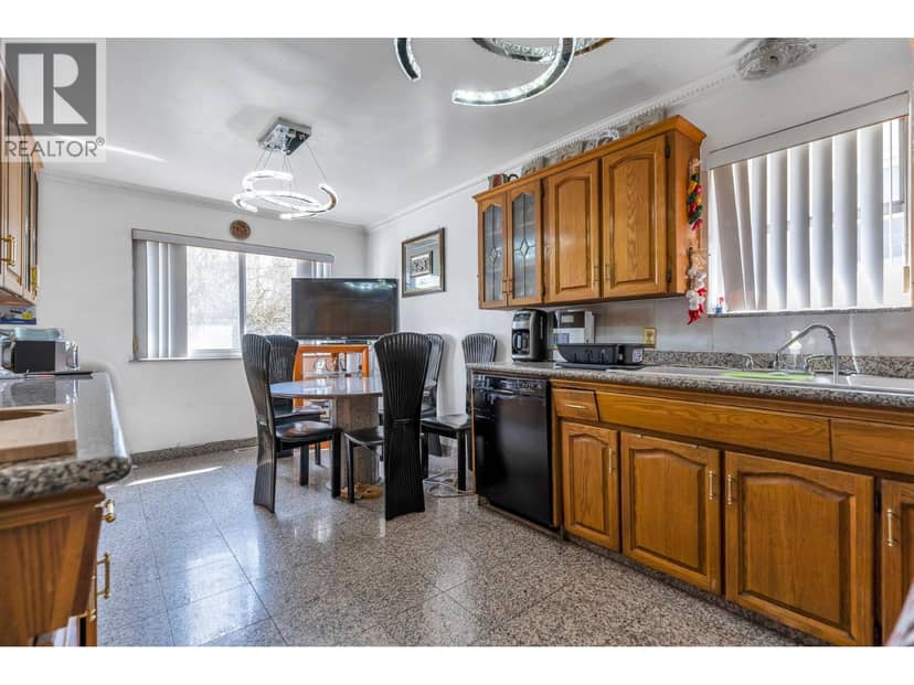 5064 MAIN STREET, Vancouver, photo 6