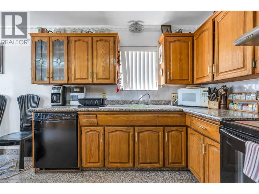 5064 MAIN STREET, Vancouver, photo 7