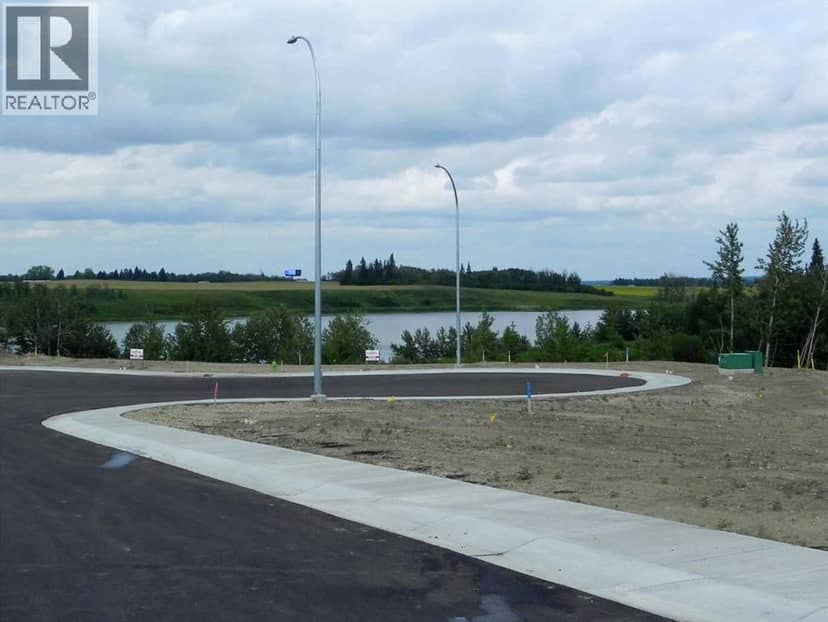 2 Henner's Place, Lacombe, photo 6