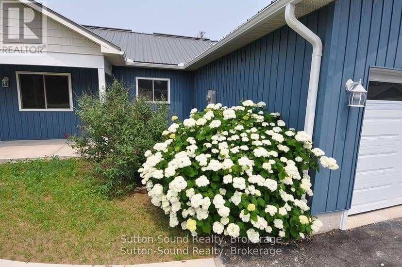 1 Williamson Place — photo 2 of 29