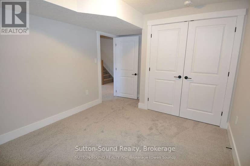 622 8th Street W — photo 21 of 29