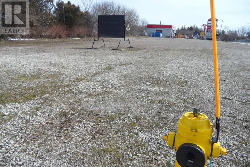 4 Goderich Street E — photo 3 of 7