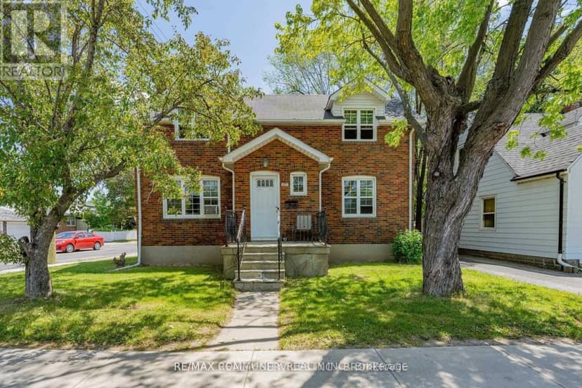207 Queen Street W, Brampton, photo 3