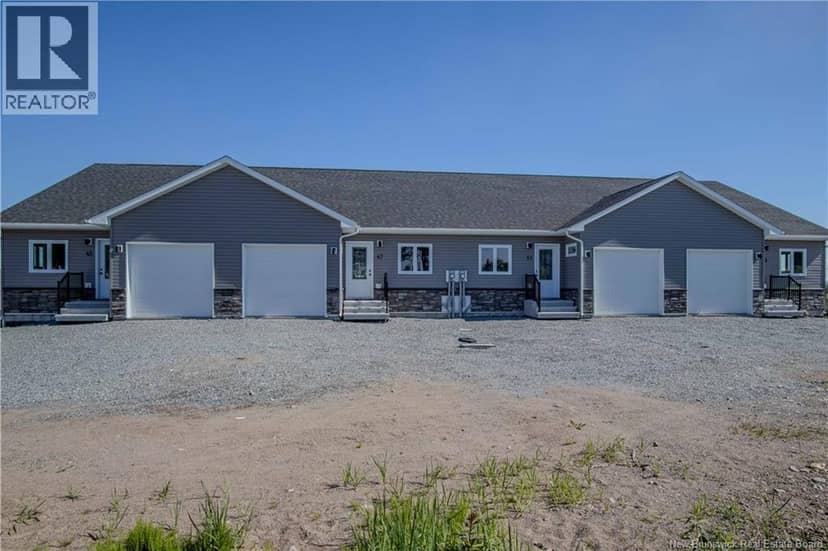 53 Rockingstone Drive — photo 3 of 37