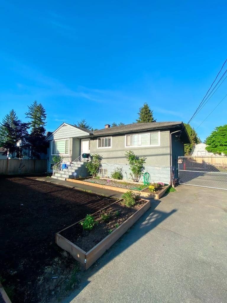 9864 128 STREET, Surrey, photo 2
