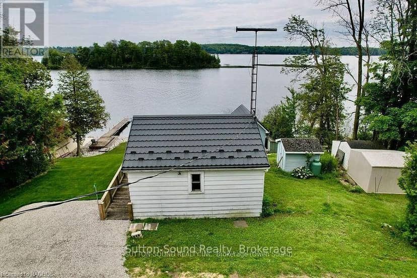 38 Island View Drive — photo 3 of 35
