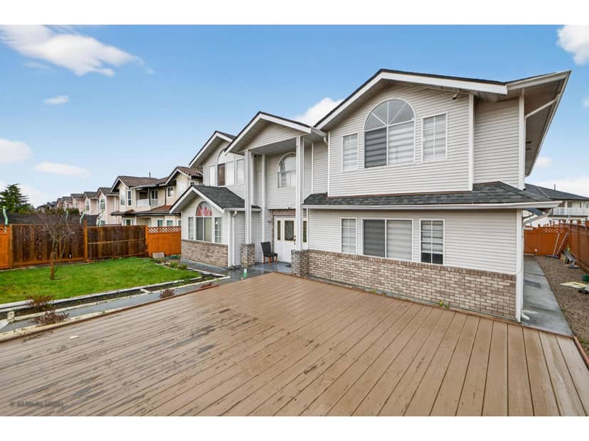 12369 64 AVENUE, Surrey, photo 2