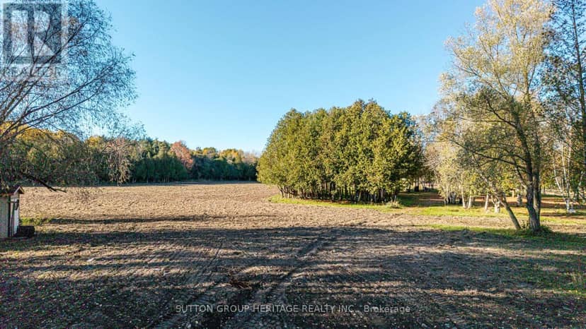 2490 Green Road — photo 32 of 39