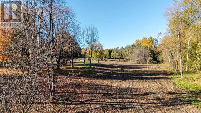 2490 Green Road — photo 34 of 39