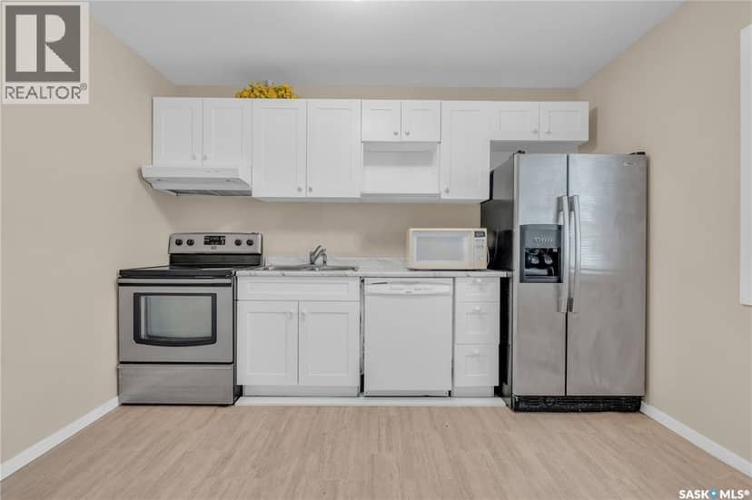 760 Rae STREET — photo 3 of 7