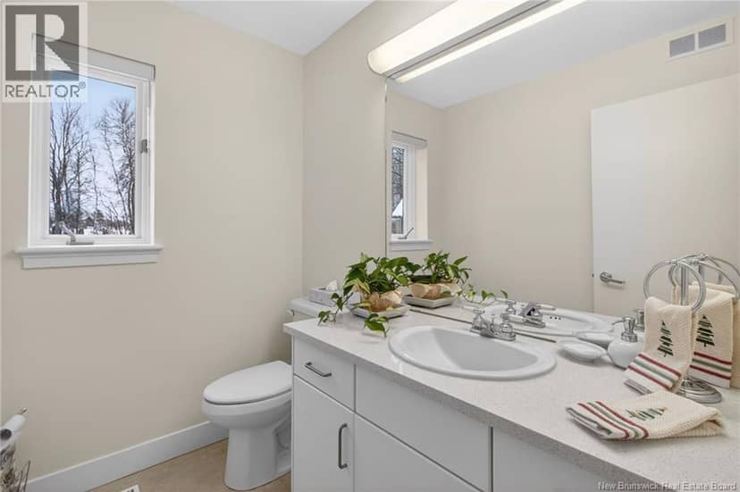 353 Lavoie Street — photo 37 of 40