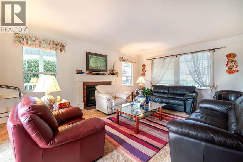 7660 Bridge Street, Richmond, photo 4