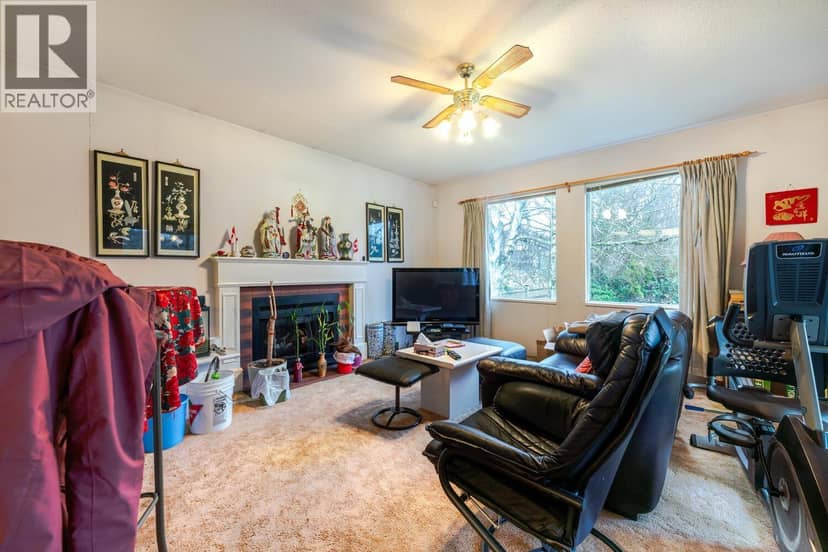 7660 Bridge Street, Richmond, photo 5