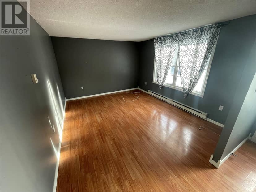 20 Forest Road — photo 18 of 40