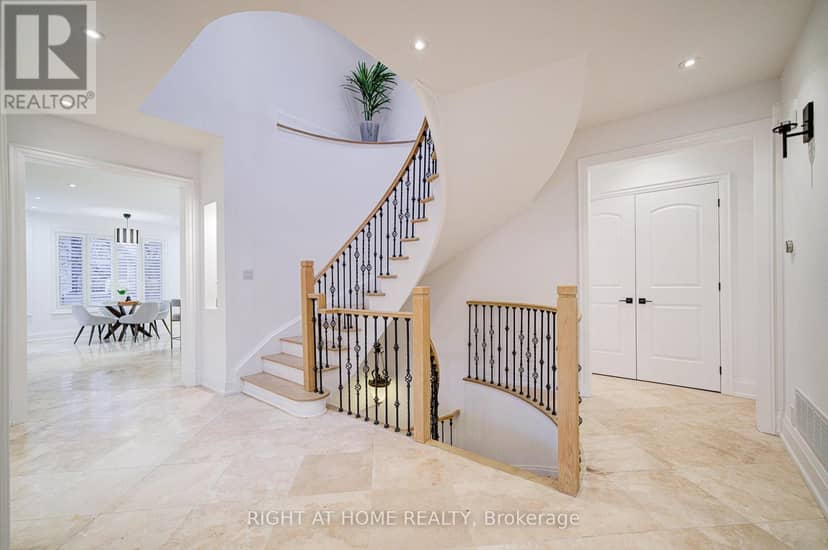 125 Kingsdale Avenue — photo 15 of 40