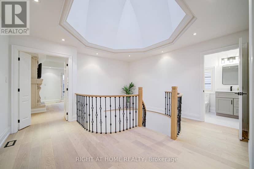125 Kingsdale Avenue — photo 29 of 40