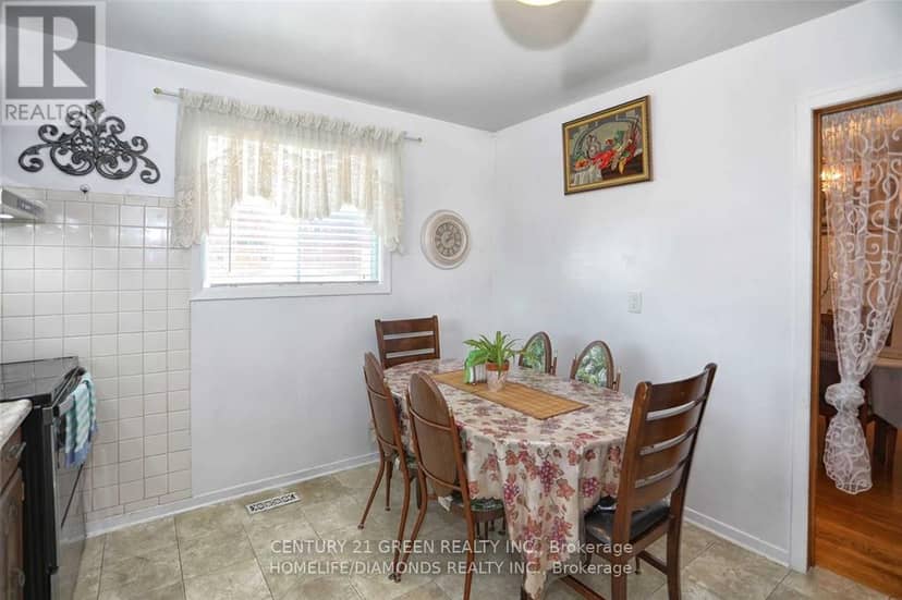 35 York Street — photo 16 of 17