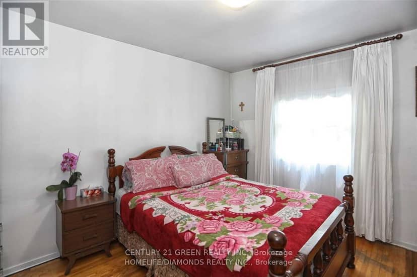 35 York Street — photo 13 of 17