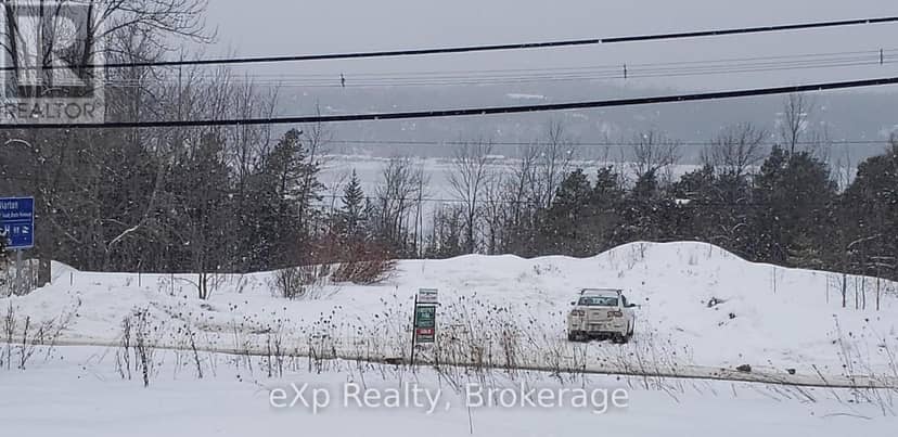 Pt Pklt Ppl ,pt 2 3R-7270 Frank Street — photo 7 of 7