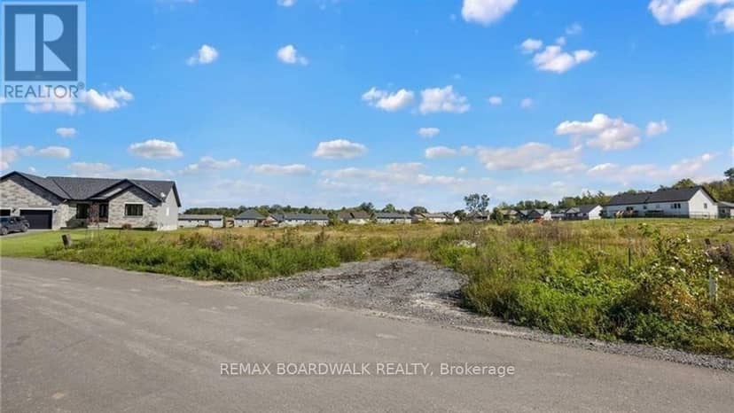 289 Roxanne Street — photo 7 of 9