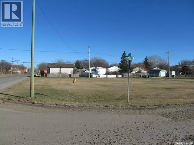 490 5th STREET W — photo 1 of 5