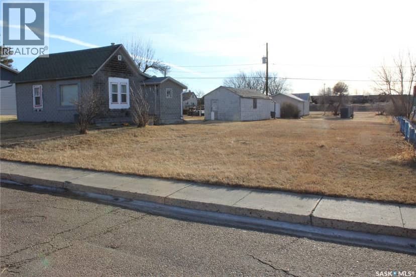 274 2nd AVENUE E, Shaunavon, photo 3