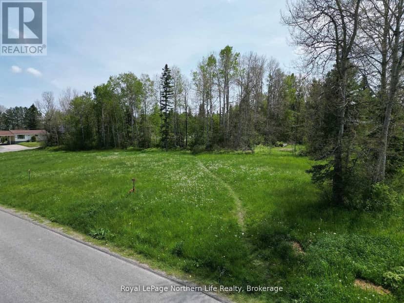 536 McCamus Avenue, Temiskaming Shores, photo 2