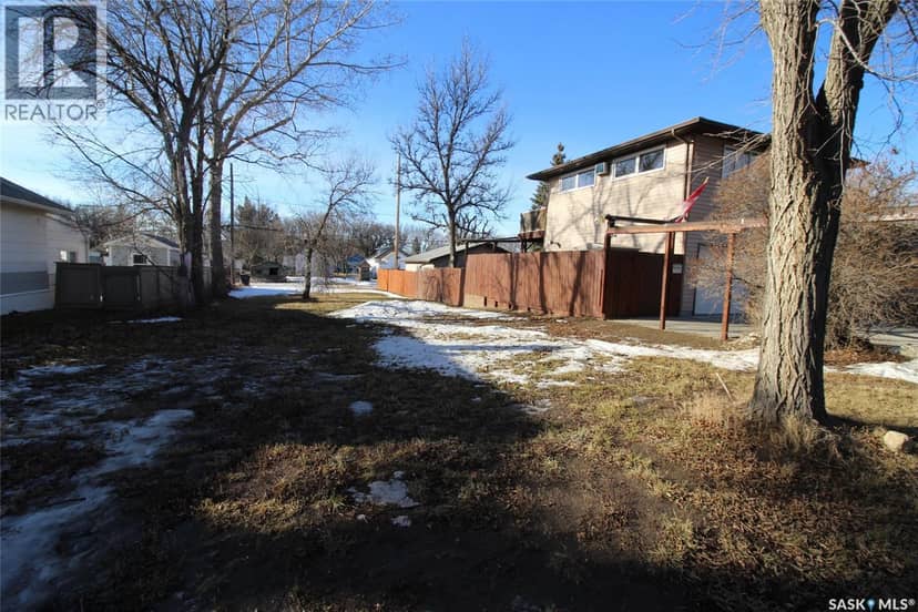 347 4th STREET E, Shaunavon, photo 3