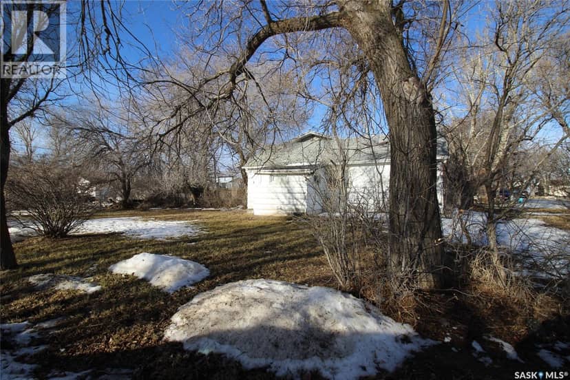 605 3rd STREET W, Shaunavon, photo 2