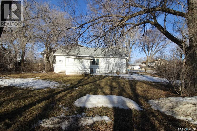 605 3rd STREET W, Shaunavon, photo 4