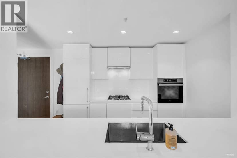 604 5766 GILBERT ROAD, Richmond, photo 2