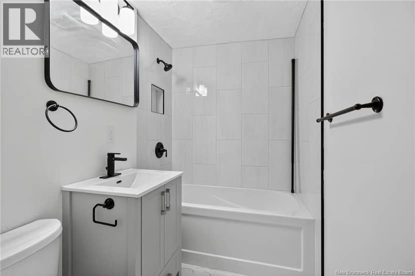 267 Lutz — photo 22 of 37