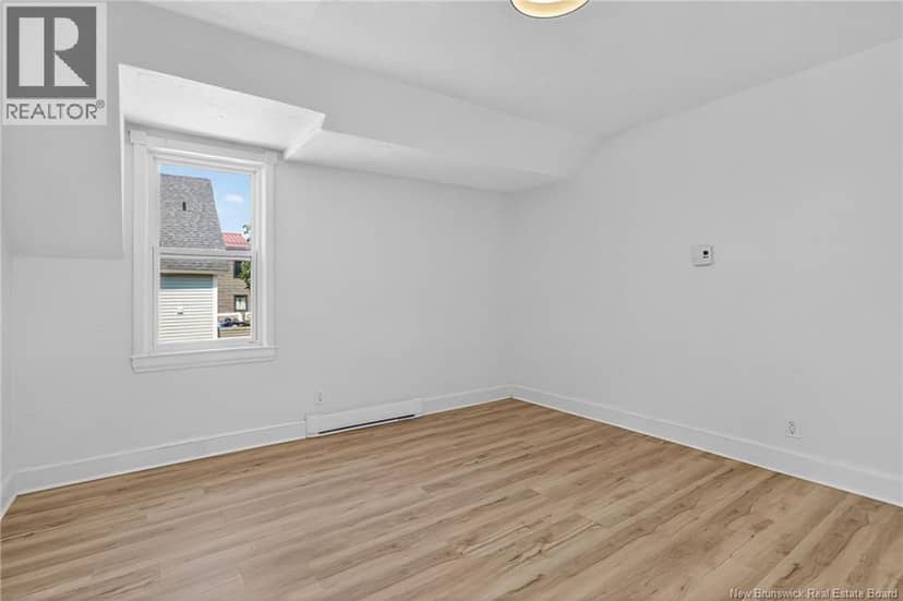 267 Lutz — photo 23 of 37