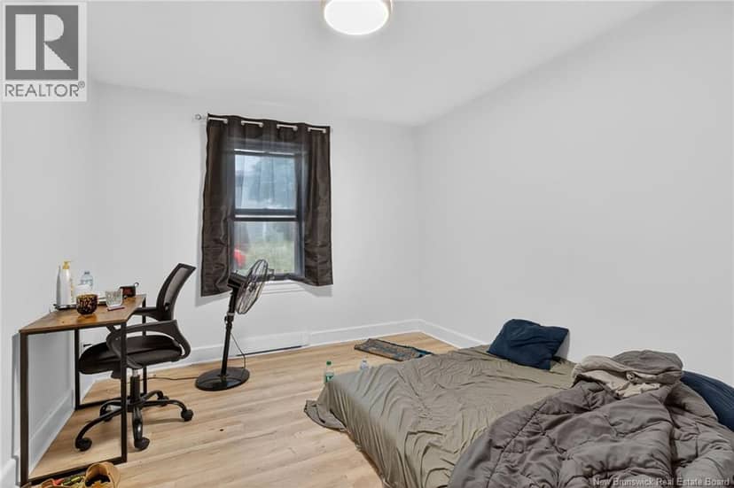 267 Lutz — photo 34 of 37