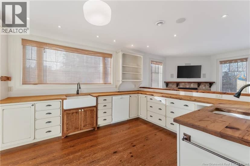 32 Campbell Hill Road — photo 10 of 40