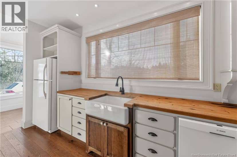 32 Campbell Hill Road — photo 8 of 40