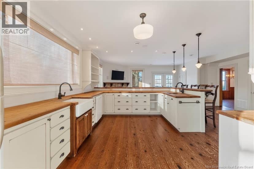 32 Campbell Hill Road — photo 9 of 40