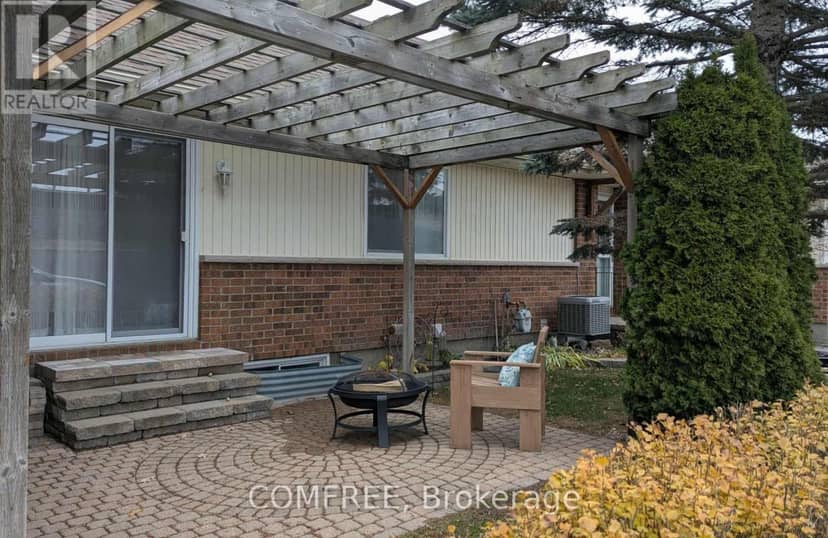 410 Grassendale Private — photo 15 of 16