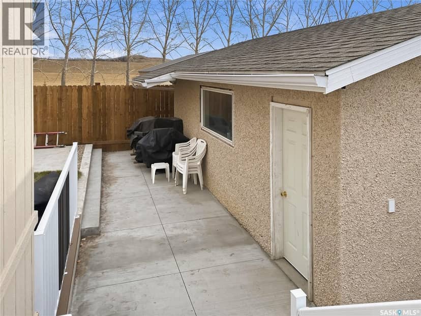 6 Highland AVENUE — photo 19 of 22