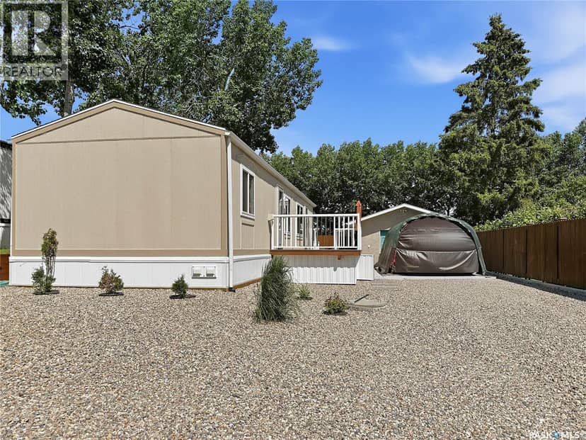 6 Highland AVENUE, Jackfish Lake, photo 2