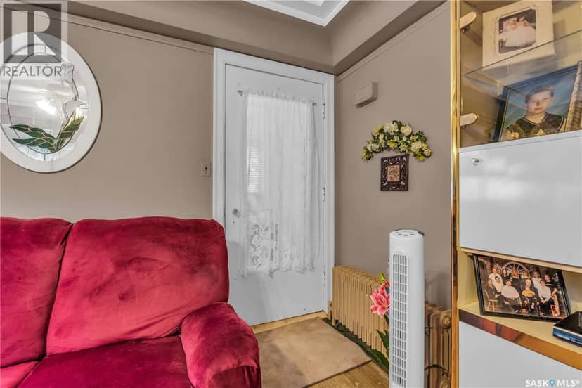 1262 103rd STREET, North Battleford, photo 3