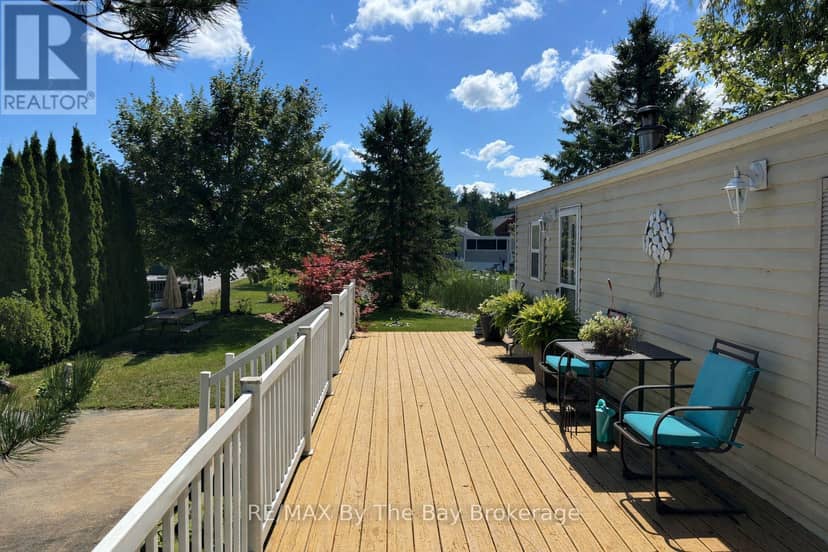 15 Huron Circle — photo 4 of 27